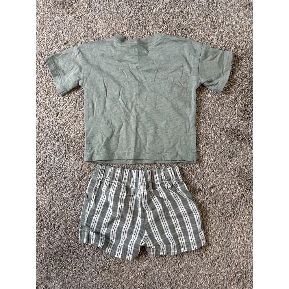 Just One You by Carter's Little And Loved 2 Piece Outfit Green Size 9 Months‎